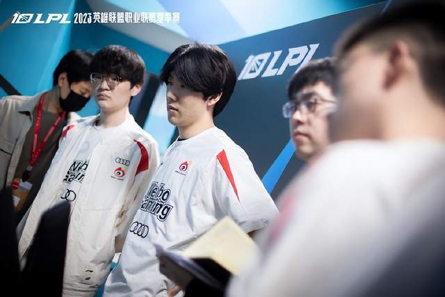 限制了巴塞 限制了巴塞