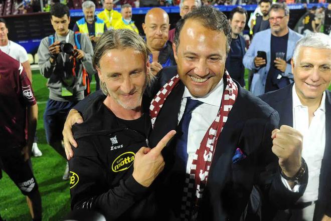 持球核心 持球核心